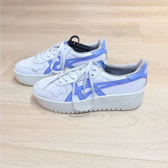 ASICS Japan S PF sneakers in a white and light blue colorway women’s size 8 - Picture 3 of 11